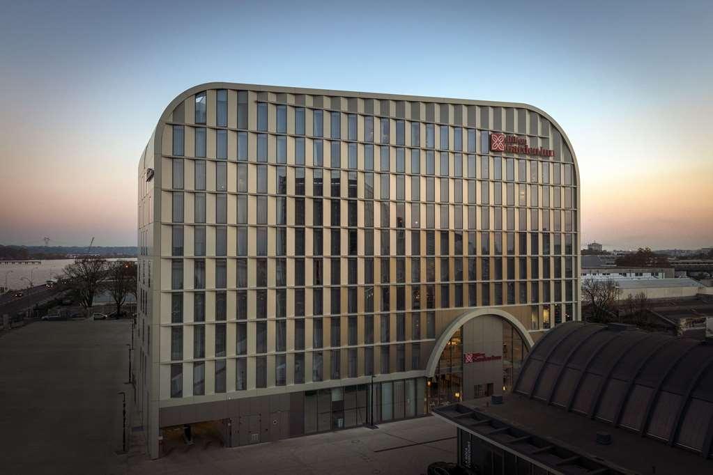 Hilton Garden Inn Bordeaux Centre Екстериор снимка